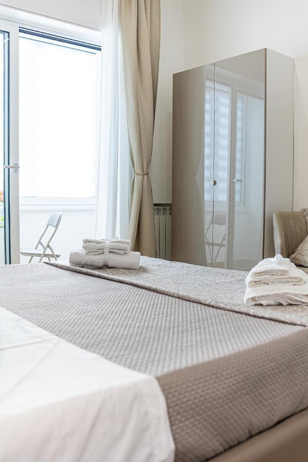 White Gold Bed and Breakfast Neapel Exteriör bild