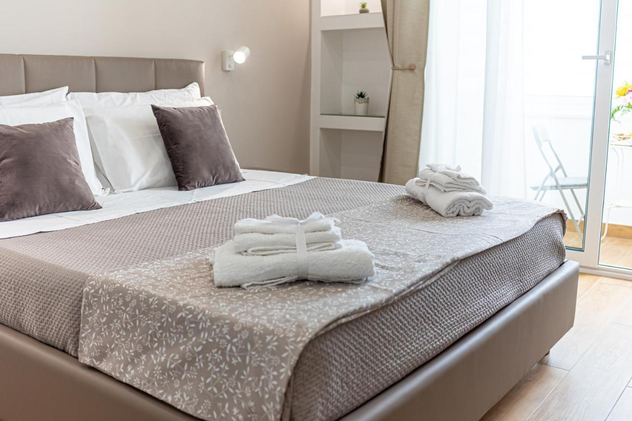 White Gold Bed and Breakfast Neapel Exteriör bild