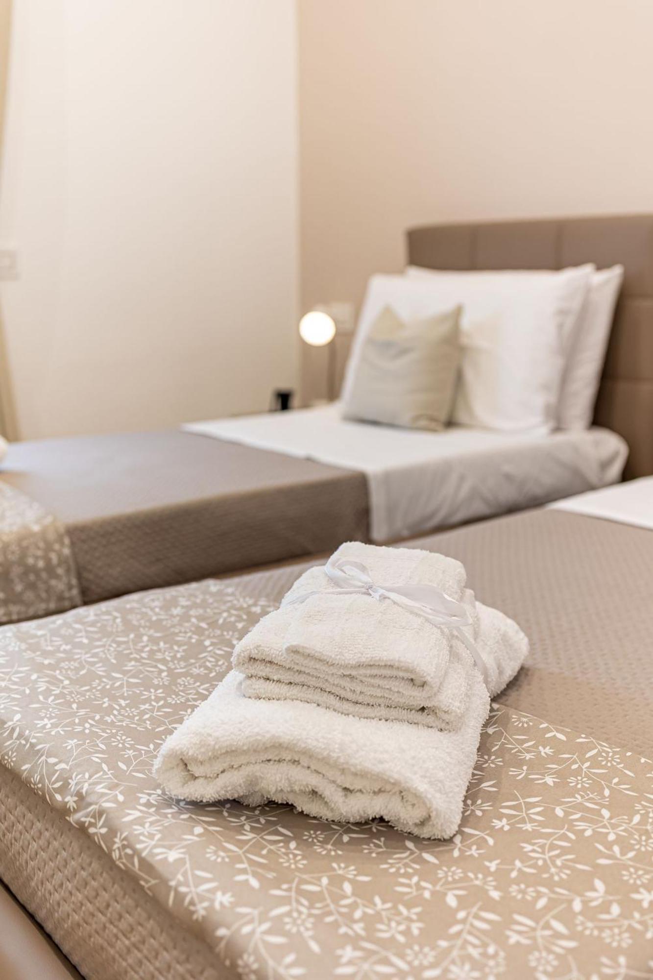 White Gold Bed and Breakfast Neapel Exteriör bild